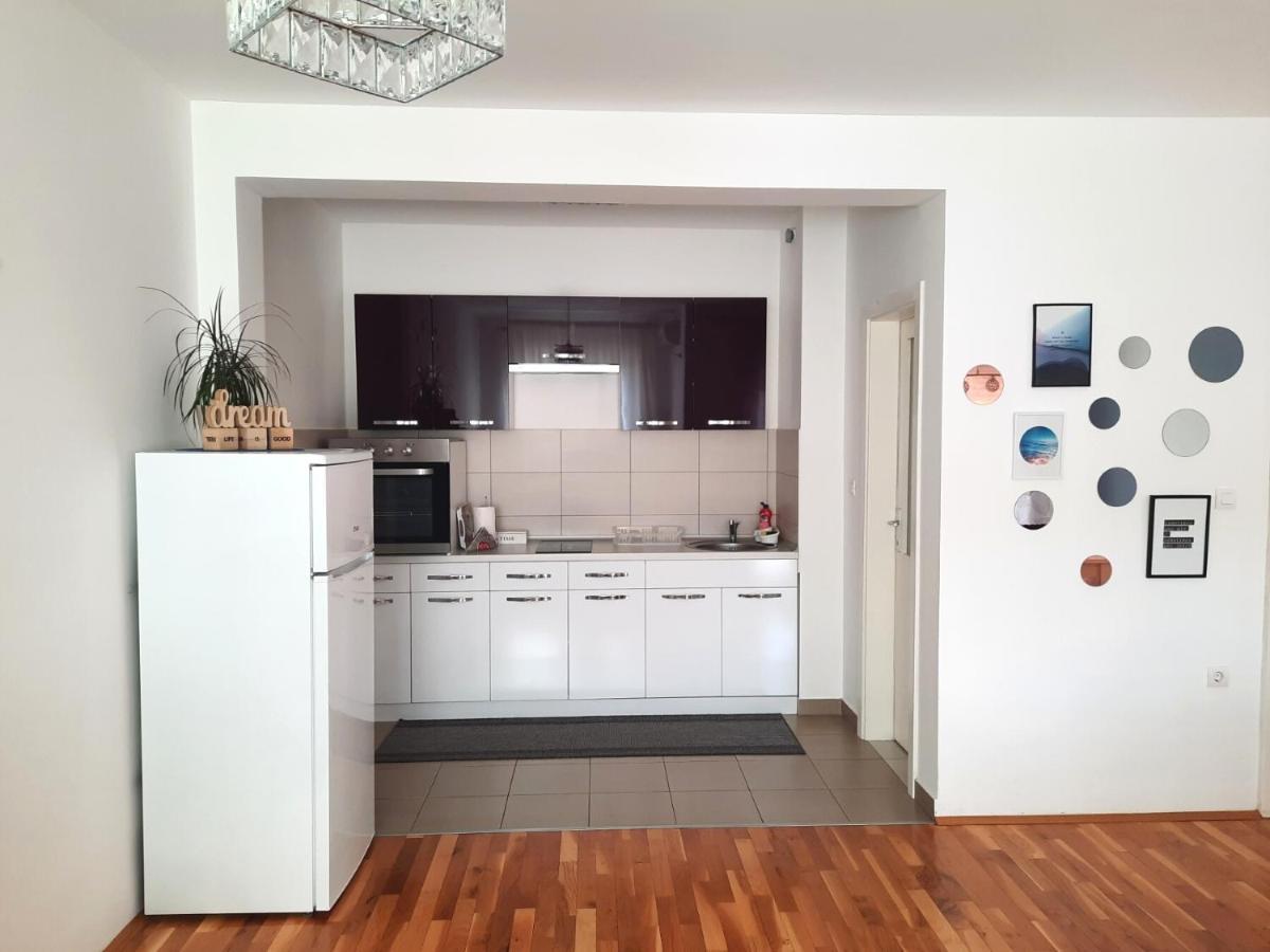 Apartman Natasha تريبينيي المظهر الخارجي الصورة